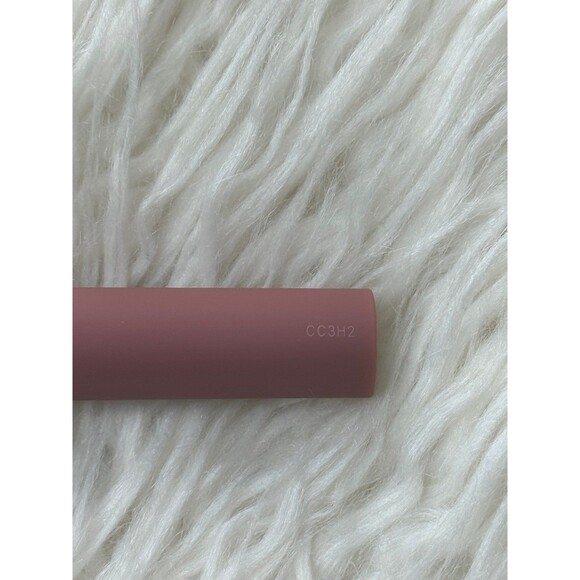 Rare Beauty by Selena Gomez Lip Souffle Matte Cream Lipstick Courage - Picture 6 of 10